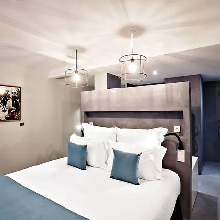 Boutique Du Taur 4*