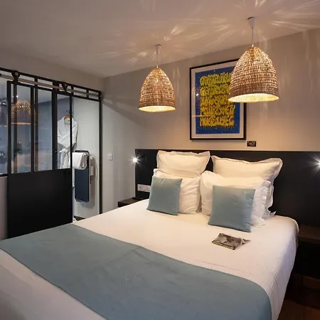 Otel Boutique Du Taur 4*